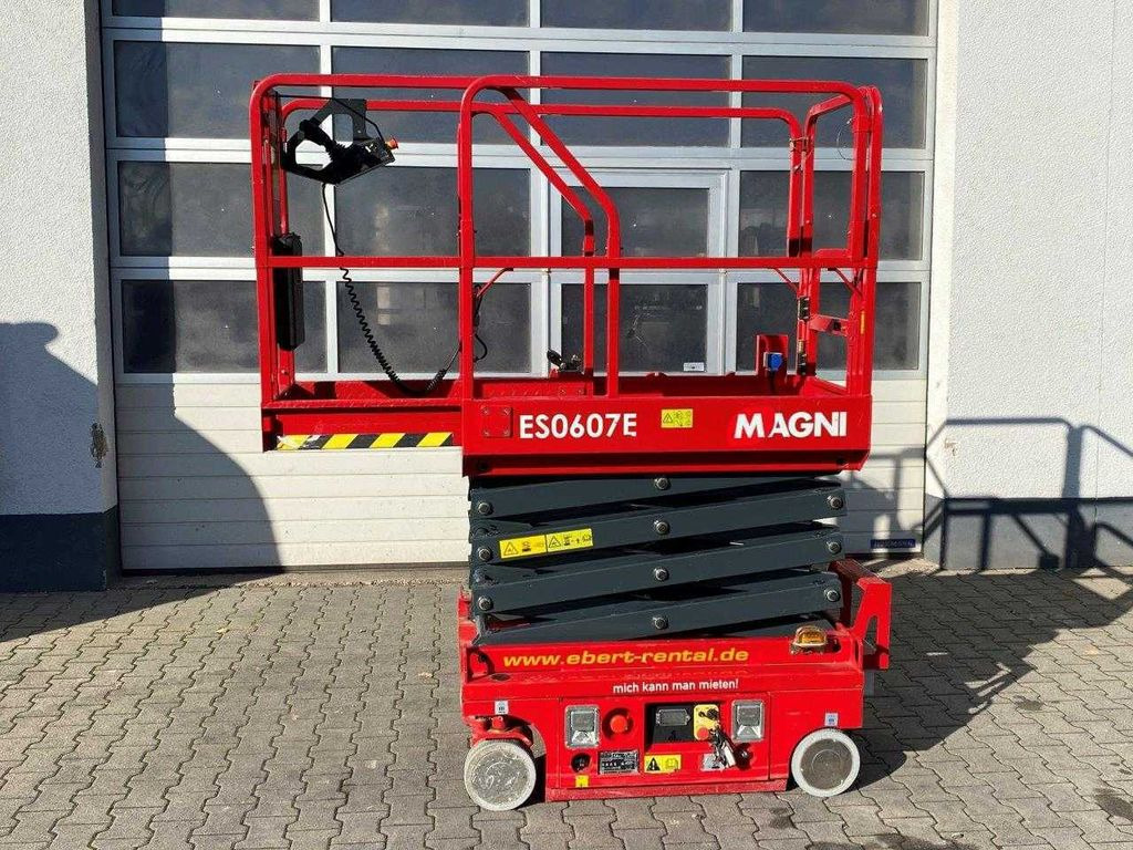 Magni ES0607E Scherenbühne // 5.6m Arbeitshöhe - Plataforma de Tijera/ Plataforma de tesoura: foto 2 Magni ES0607E Scherenbühne // 5.6m Arbeitshöhe - Plataforma de Tijera/ Plataforma de tesoura: foto 2