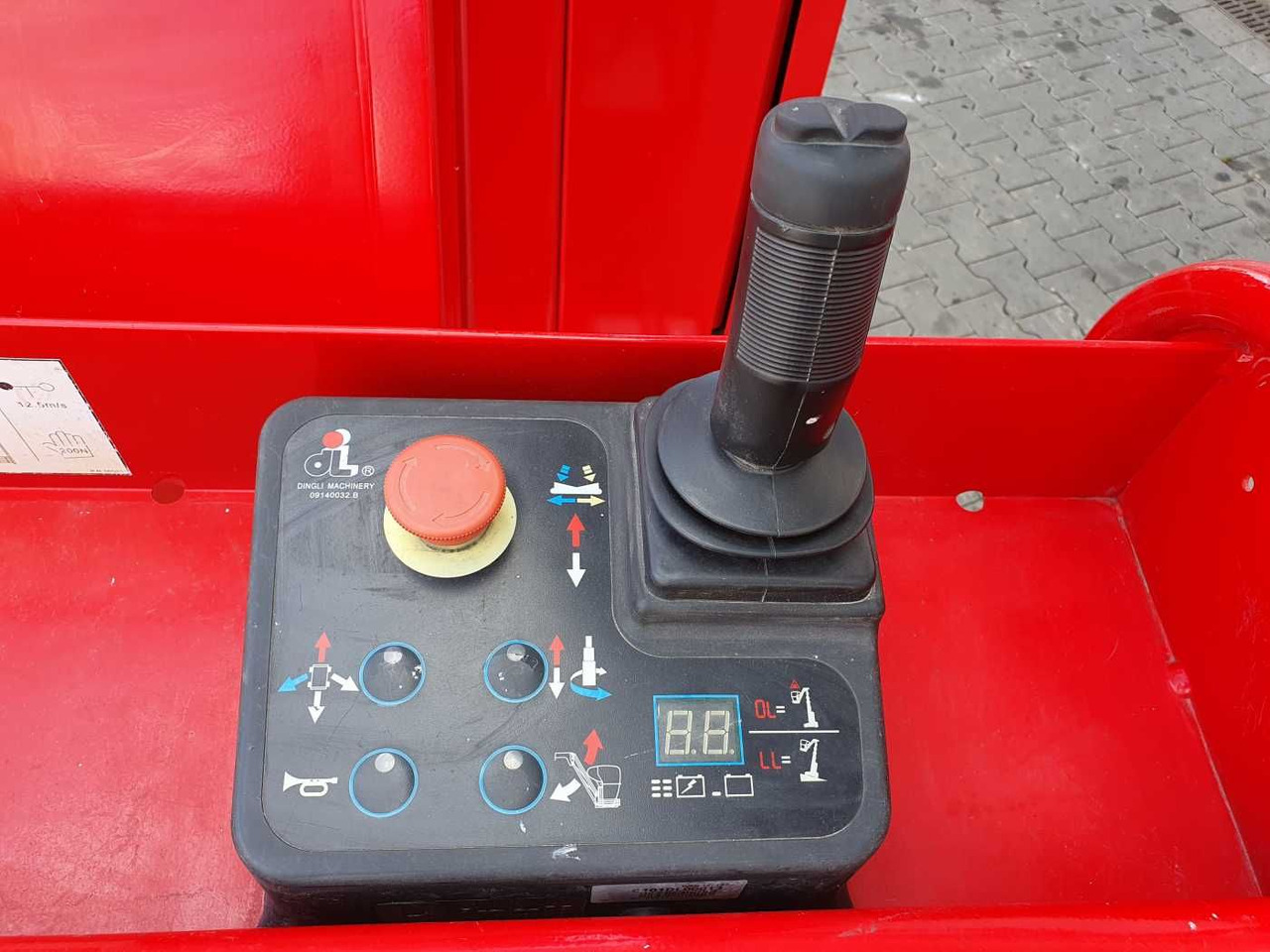 Caminhão com plataforma aérea Magni MJP11.5 / Mastbühne / 11,2m! / nur 49h!: foto 12
