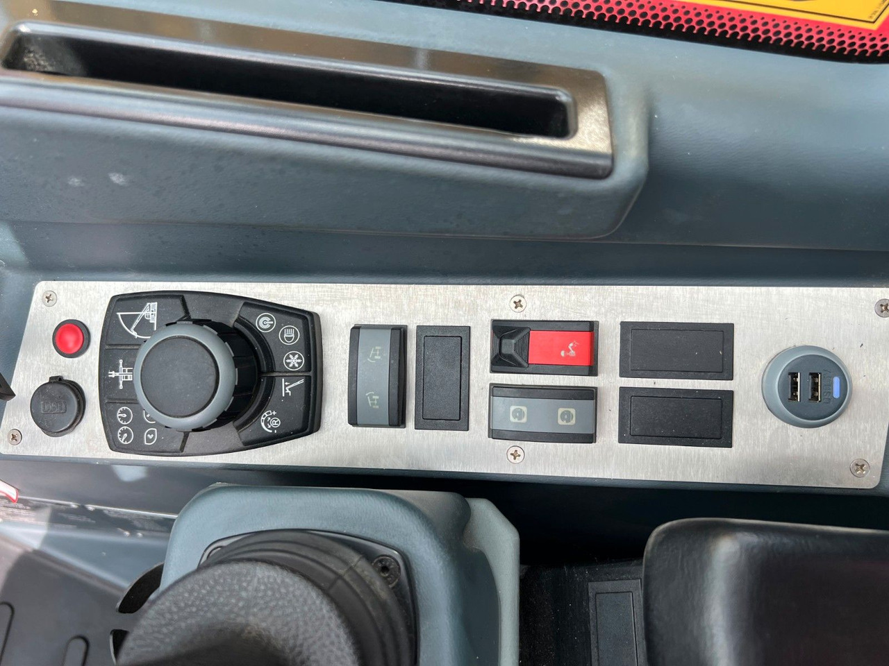 Leasing de Magni RTH 5.21 Roto / Funk / Gabel / nur 462h Magni RTH 5.21 Roto / Funk / Gabel / nur 462h: foto 18 Leasing de Magni RTH 5.21 Roto / Funk / Gabel / nur 462h Magni RTH 5.21 Roto / Funk / Gabel / nur 462h: foto 18