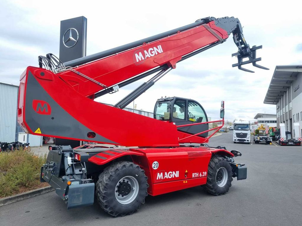 Magni RTH 6.39 SH Roto /Funk /Liebherr Drehkranz - Empilhador telescópico: foto 5 Magni RTH 6.39 SH Roto /Funk /Liebherr Drehkranz - Empilhador telescópico: foto 5