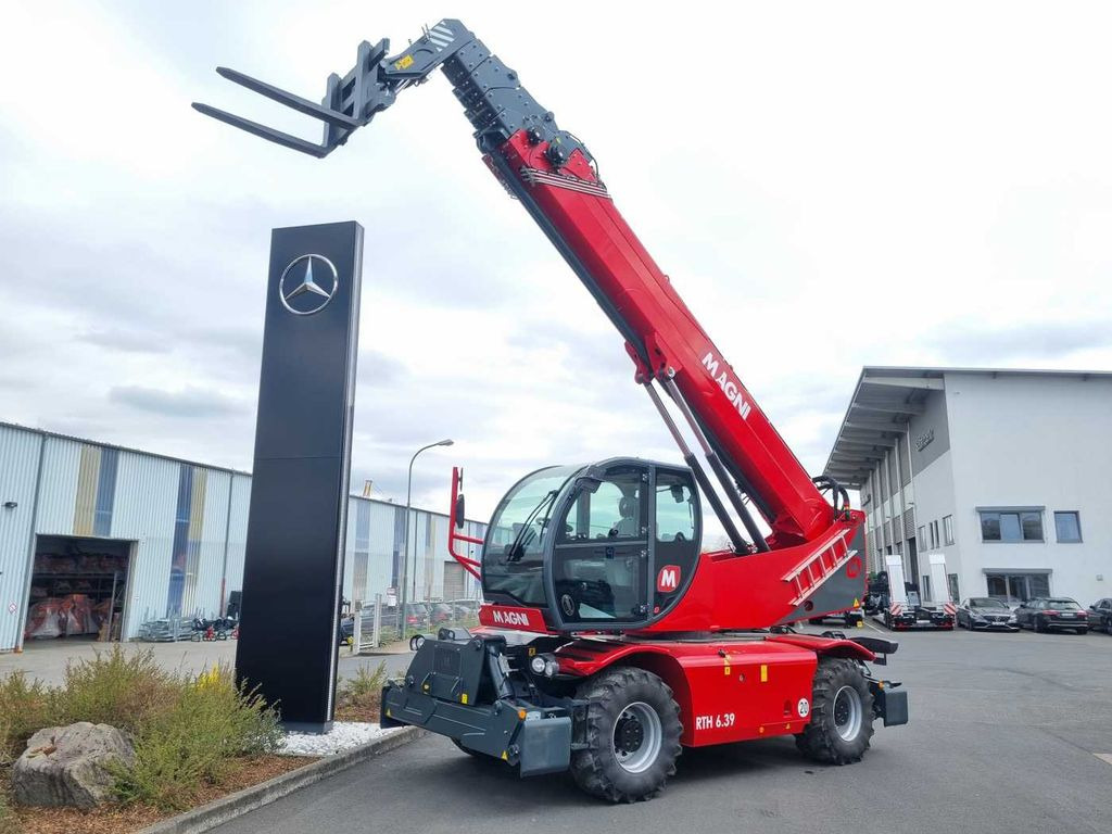 Magni RTH 6.39 SH Roto /Funk /Liebherr Drehkranz - Empilhador telescópico: foto 2 Magni RTH 6.39 SH Roto /Funk /Liebherr Drehkranz - Empilhador telescópico: foto 2