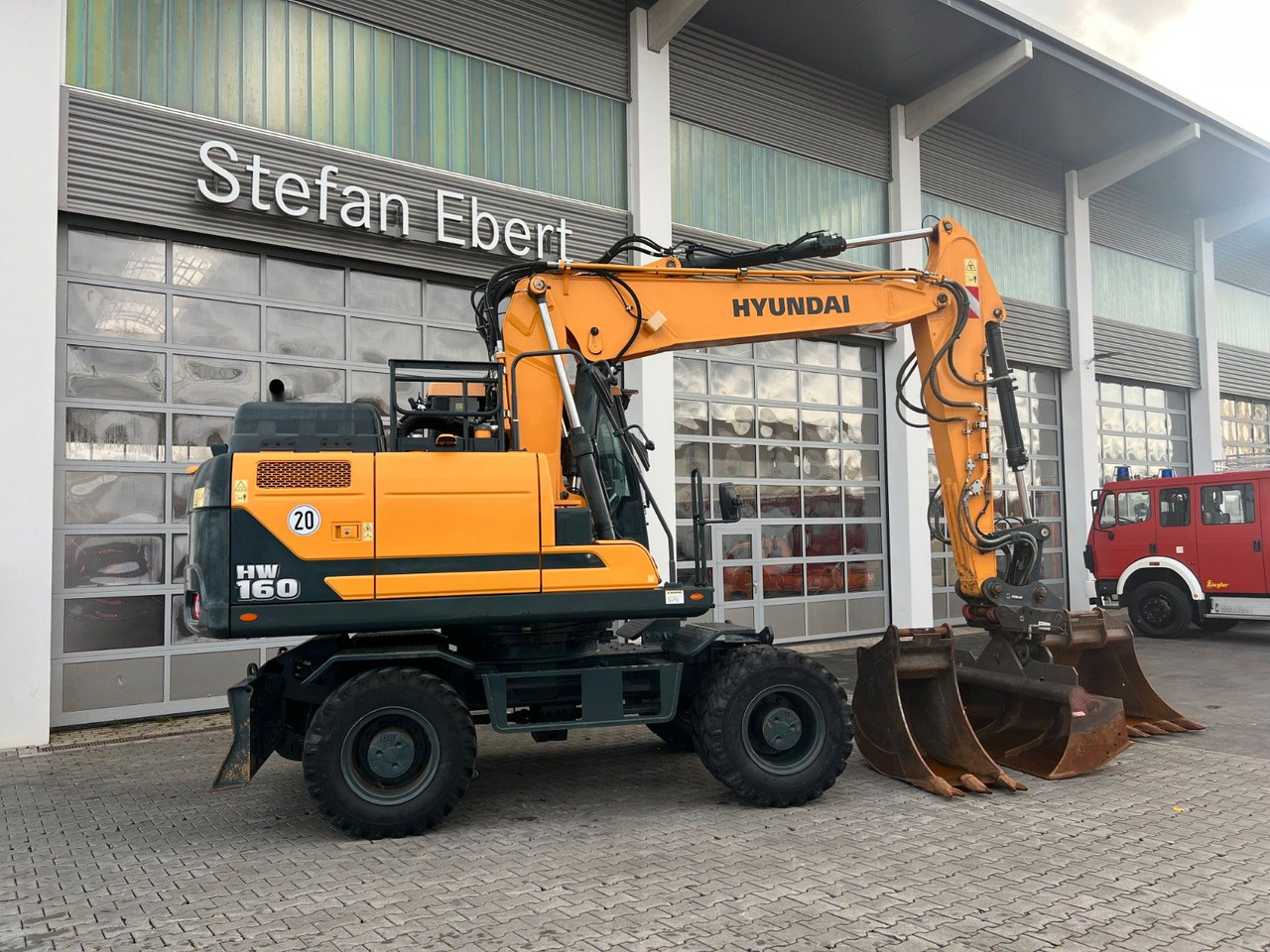 Hyundai HW 160 / OQ 65 / nur 714h! / Löffelpaket - Máquina de outro: foto 2 Hyundai HW 160 / OQ 65 / nur 714h! / Löffelpaket - Máquina de outro: foto 2