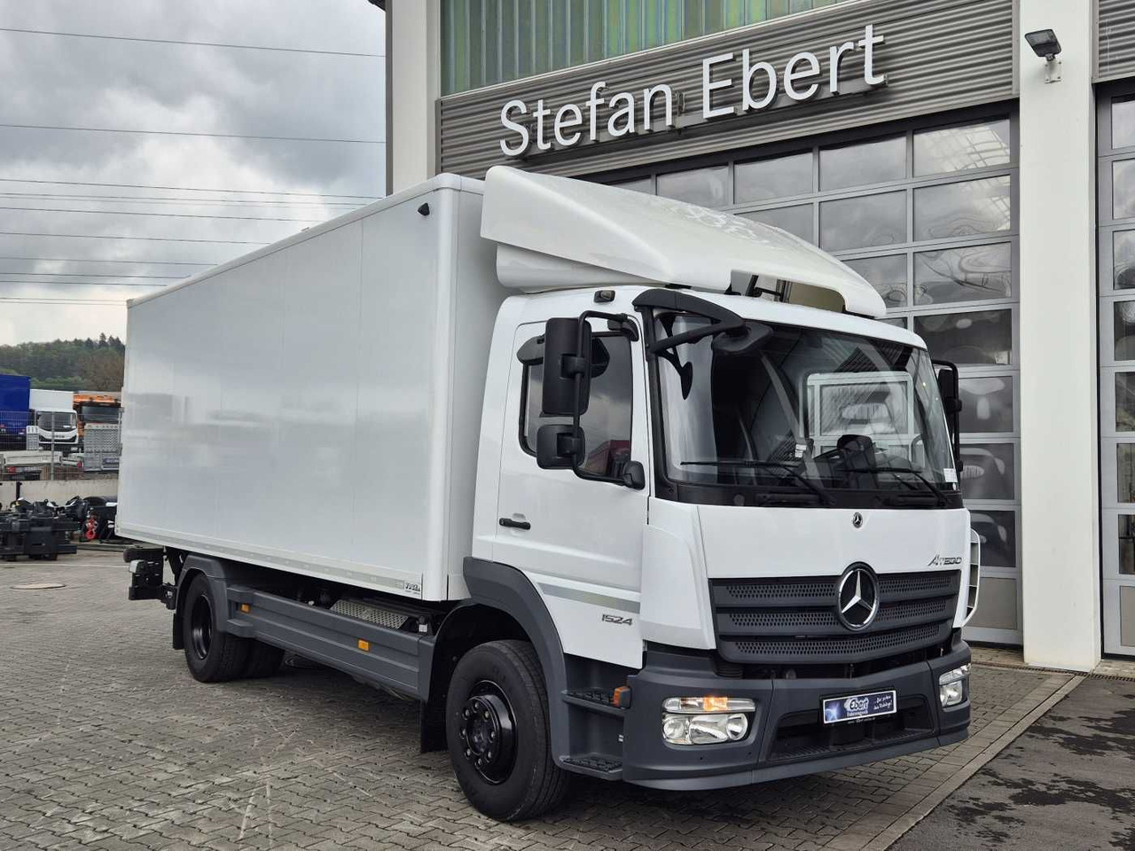 Mercedes-Benz Atego 1524 L LBW 1.500kg Klima Standheizung - Camião furgão: foto 4 Mercedes-Benz Atego 1524 L LBW 1.500kg Klima Standheizung - Camião furgão: foto 4