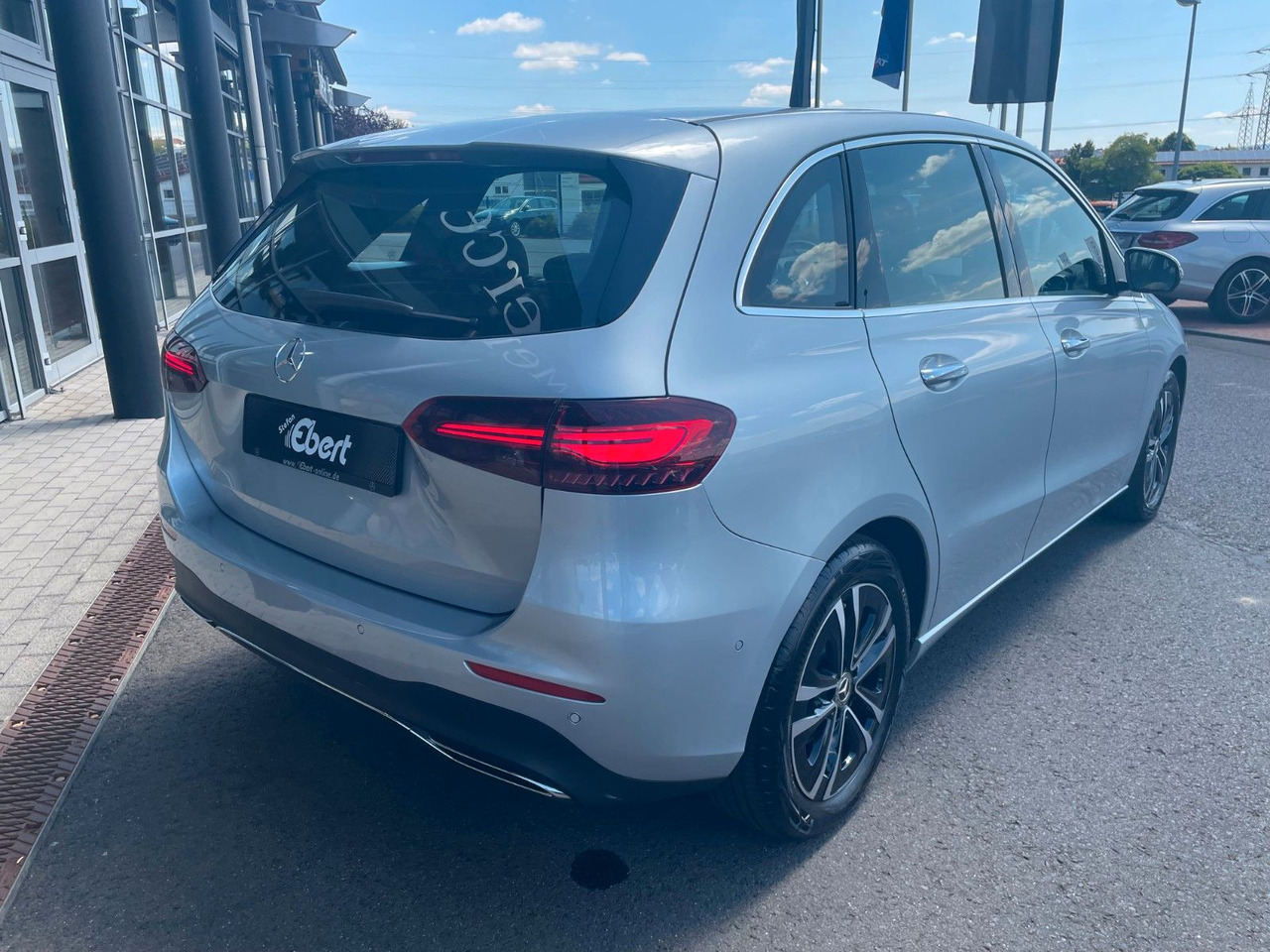 Mercedes-Benz B 200 Progressive R-Kamera+Carplay+Ambiente+Keyl - Carrinha: foto 4 Mercedes-Benz B 200 Progressive R-Kamera+Carplay+Ambiente+Keyl - Carrinha: foto 4