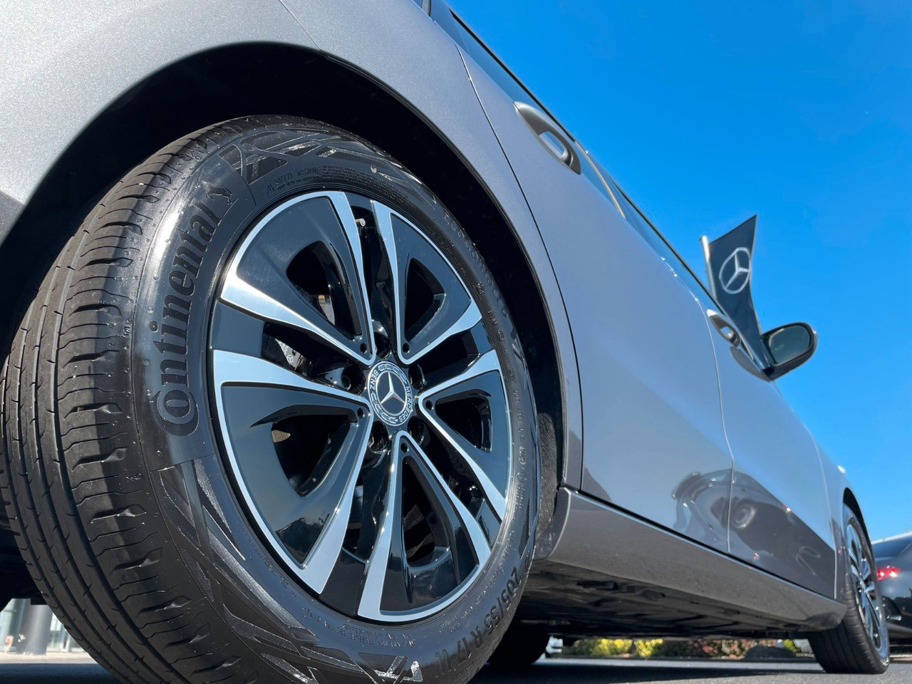 Mercedes-Benz B 200 d Progressive R-Kamera+Carplay+El.Heckklap - Carrinha: foto 5 Mercedes-Benz B 200 d Progressive R-Kamera+Carplay+El.Heckklap - Carrinha: foto 5