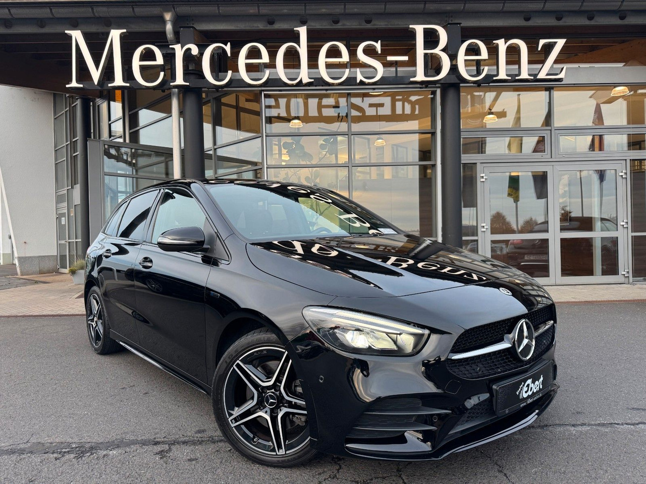 Mercedes-Benz B 250e Edition2020+AMG+Ambiente+Night+LED - Sedan: foto 1 Mercedes-Benz B 250e Edition2020+AMG+Ambiente+Night+LED - Sedan: foto 1