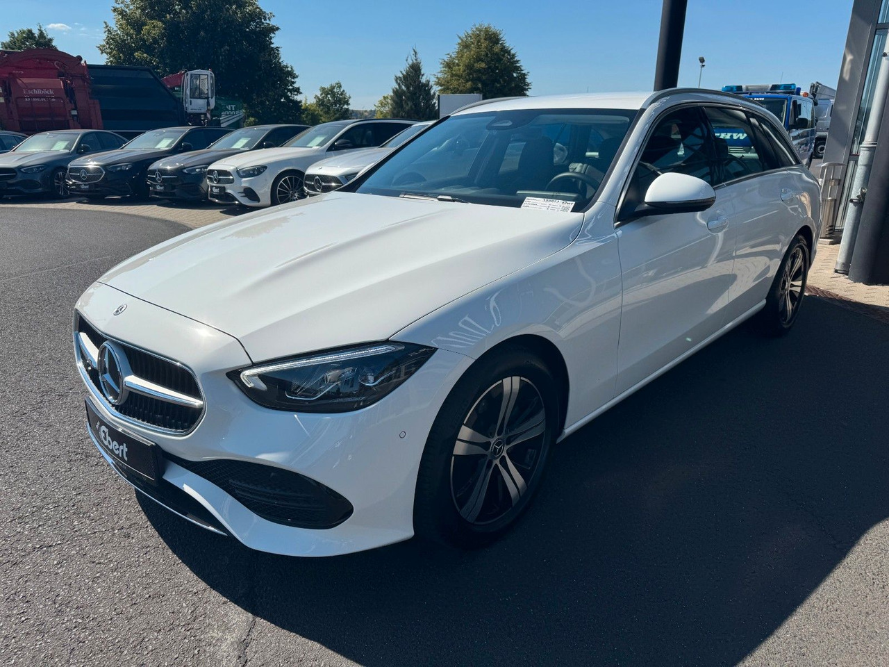 Mercedes-Benz C 180 T Avantgarde+AHK+Memory+Ambiente+TotW - Carrinha: foto 2 Mercedes-Benz C 180 T Avantgarde+AHK+Memory+Ambiente+TotW - Carrinha: foto 2