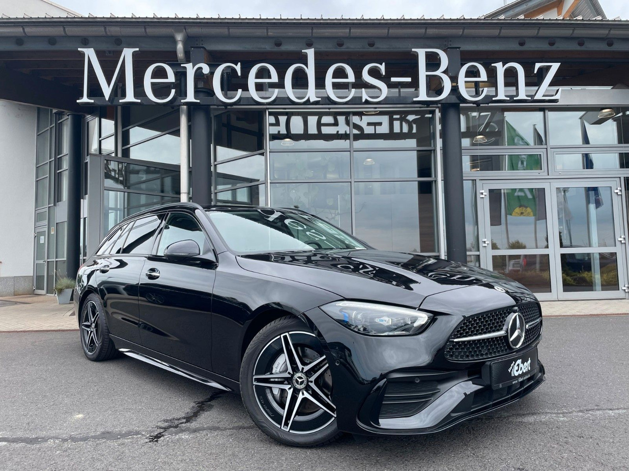 Mercedes-Benz C 200 d T AMG+Night+360°+Digital+Memory+Keyless - Carrinha: foto 1 Mercedes-Benz C 200 d T AMG+Night+360°+Digital+Memory+Keyless - Carrinha: foto 1