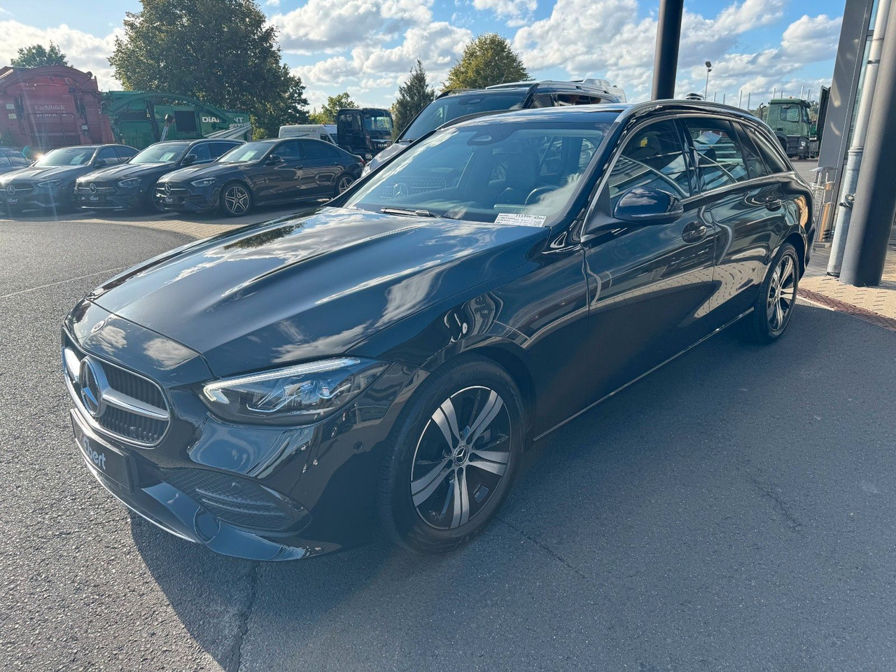 Mercedes-Benz C 300d T Avantgarde+RKamera+TotW+Ambiente - Carrinha: foto 2 Mercedes-Benz C 300d T Avantgarde+RKamera+TotW+Ambiente - Carrinha: foto 2