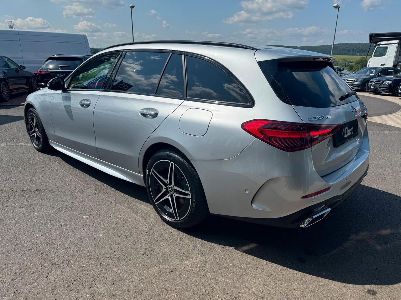 Mercedes-Benz C 300de AMG+Pano+Burm+HUD+360+Digital+VOLL - Carrinha: foto 3 Mercedes-Benz C 300de AMG+Pano+Burm+HUD+360+Digital+VOLL - Carrinha: foto 3