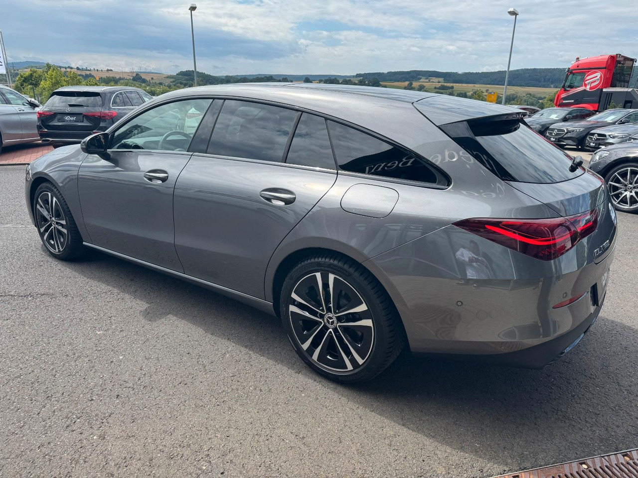 Mercedes-Benz CLA 180 Shooting Brake - Carrinha: foto 3 Mercedes-Benz CLA 180 Shooting Brake - Carrinha: foto 3