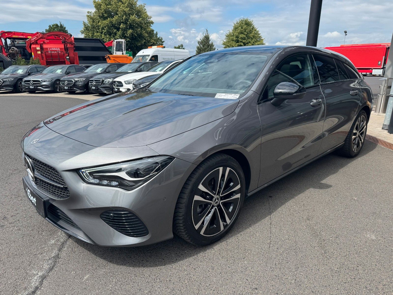 Mercedes-Benz CLA 180 Shooting Brake - Carrinha: foto 2 Mercedes-Benz CLA 180 Shooting Brake - Carrinha: foto 2