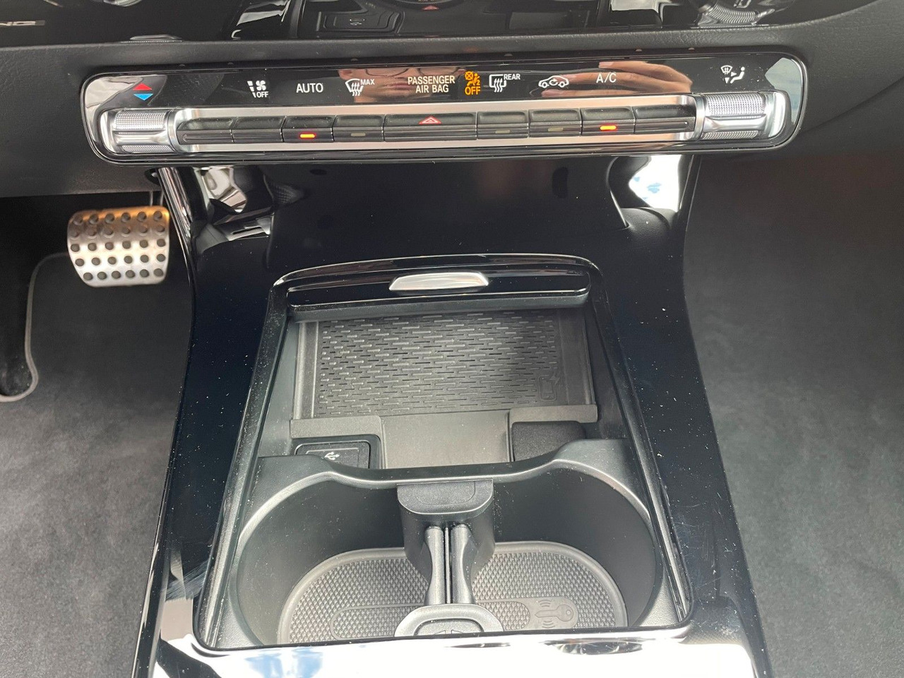 Automóvel Mercedes-Benz CLA 200 AMG Pano+R-Kamera+19": foto 21