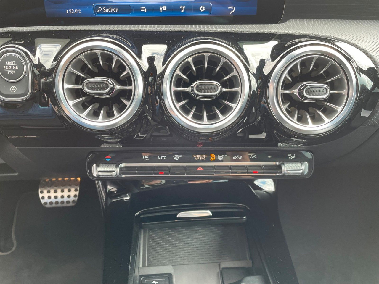 Automóvel Mercedes-Benz CLA 200 AMG Pano+R-Kamera+19": foto 20