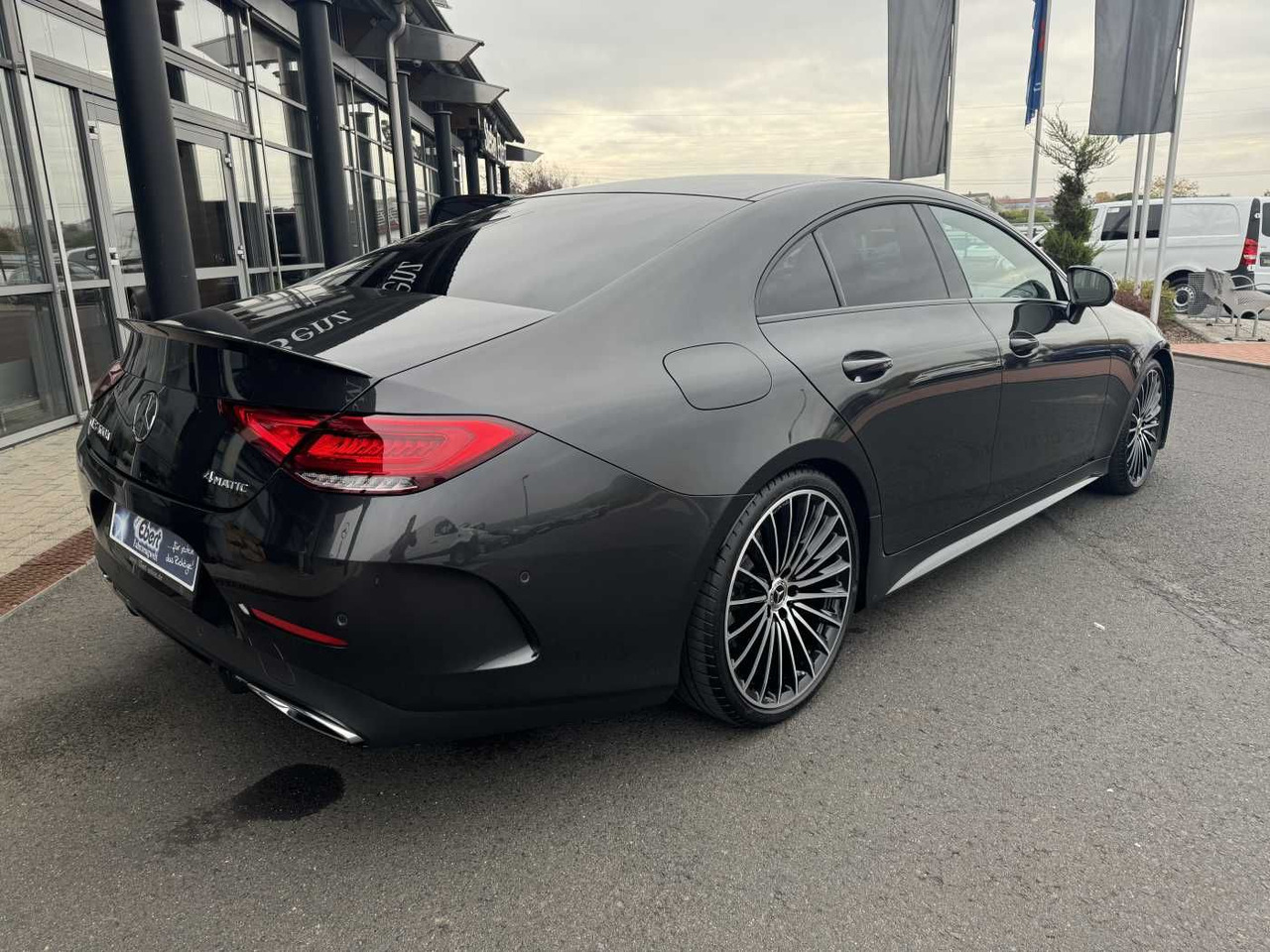 Mercedes-Benz CLS 400d AMG+Burmester+AirM+360+ Memory+Night - Automóvel: foto 4 Mercedes-Benz CLS 400d AMG+Burmester+AirM+360+ Memory+Night - Automóvel: foto 4