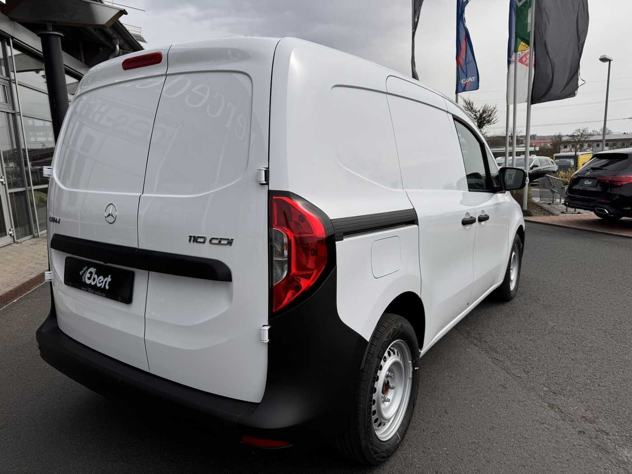 Mercedes-Benz Citan 110 CDI Klima Kamera MBUX Sitzheiz Tempom - Furgão compacto: foto 4 Mercedes-Benz Citan 110 CDI Klima Kamera MBUX Sitzheiz Tempom - Furgão compacto: foto 4