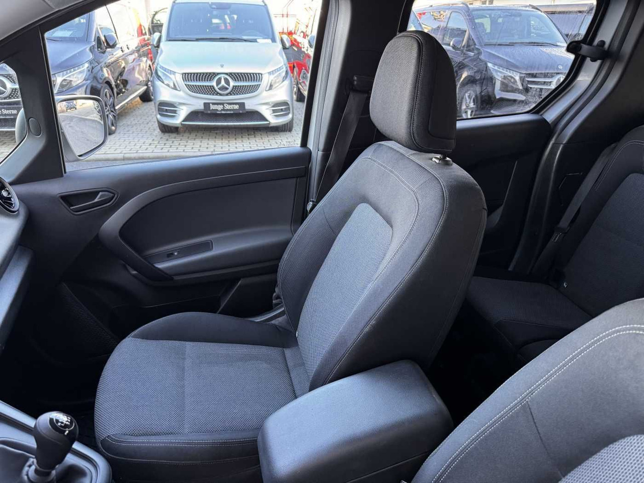 Automóvel novo Mercedes-Benz Citan 110 CDI Tourer Klima AHK Kamera MBUX Tempo: foto 10