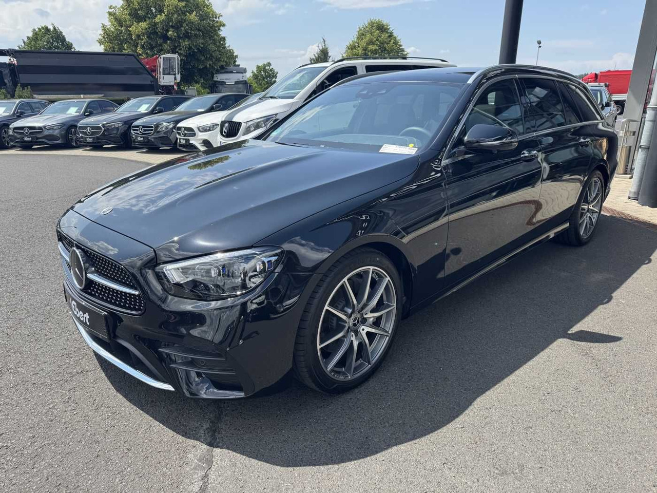 Mercedes-Benz E 220d AMG+Pano+Burm+Distr+Memory+AHK+360 - Automóvel: foto 2 Mercedes-Benz E 220d AMG+Pano+Burm+Distr+Memory+AHK+360 - Automóvel: foto 2