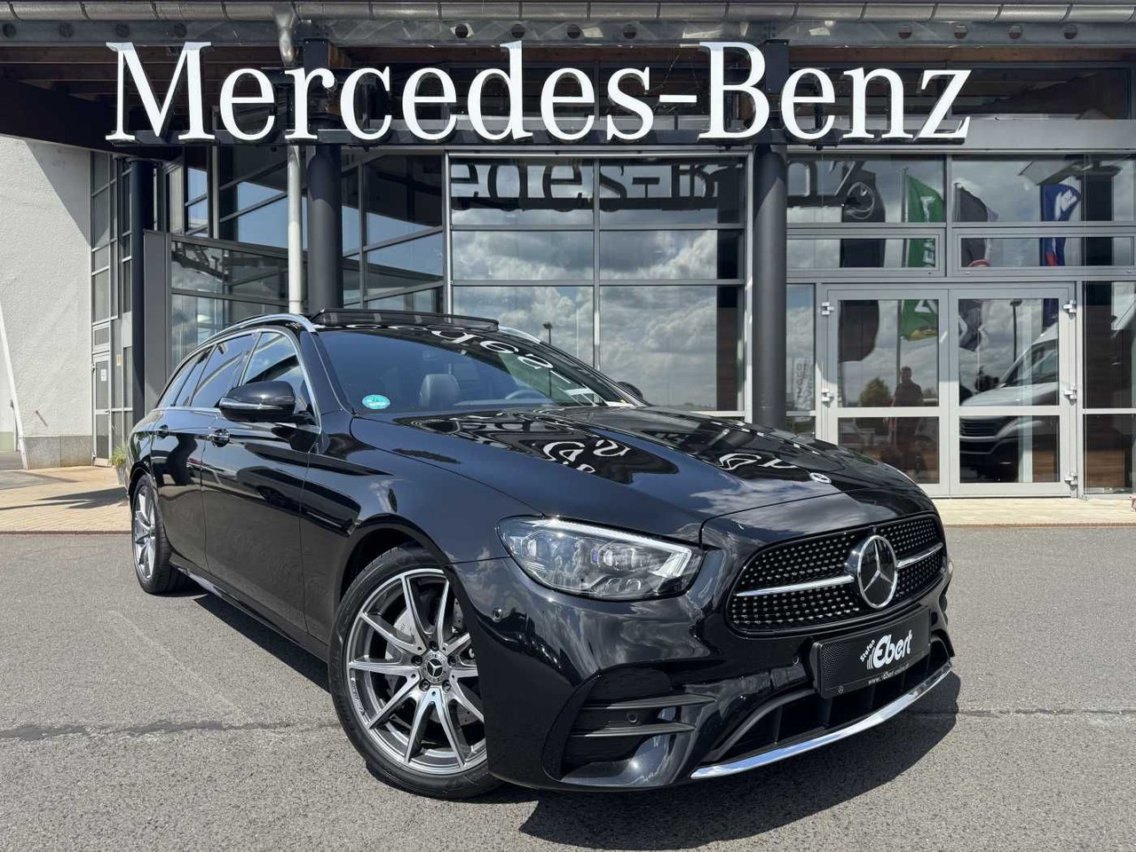 Mercedes-Benz E 220d AMG+Pano+Burm+Distr+Memory+AHK+360 - Automóvel: foto 1 Mercedes-Benz E 220d AMG+Pano+Burm+Distr+Memory+AHK+360 - Automóvel: foto 1