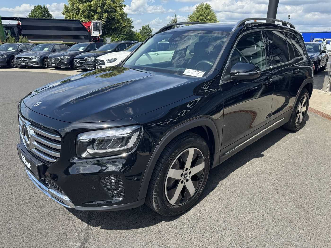 Mercedes-Benz GLB 180 Progressive+AHK+RKamera+LED+ IHC+DAB - SUV: foto 2 Mercedes-Benz GLB 180 Progressive+AHK+RKamera+LED+ IHC+DAB - SUV: foto 2