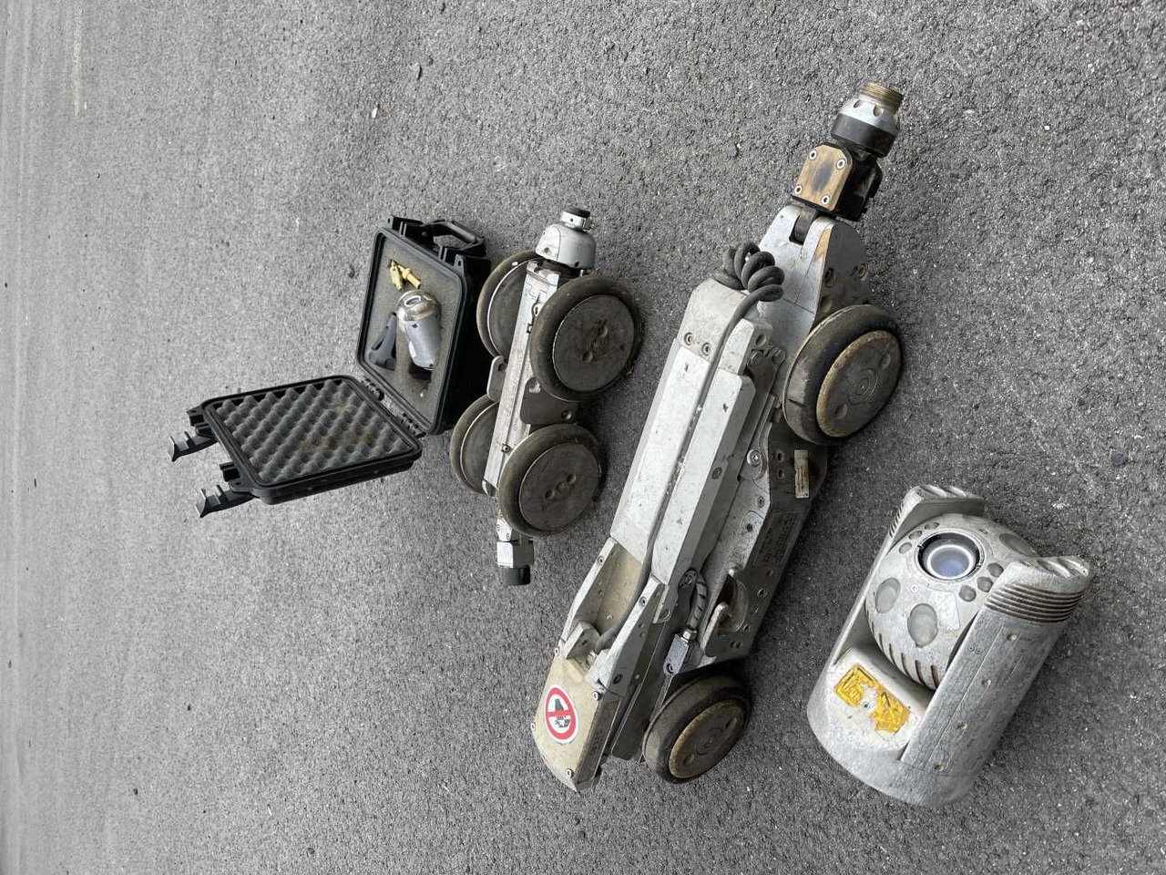 Mercedes-Benz Kanal Rohr TV Kamera Inspektion Ibak - Caminhão limpa fossa: foto 4 Mercedes-Benz Kanal Rohr TV Kamera Inspektion Ibak - Caminhão limpa fossa: foto 4