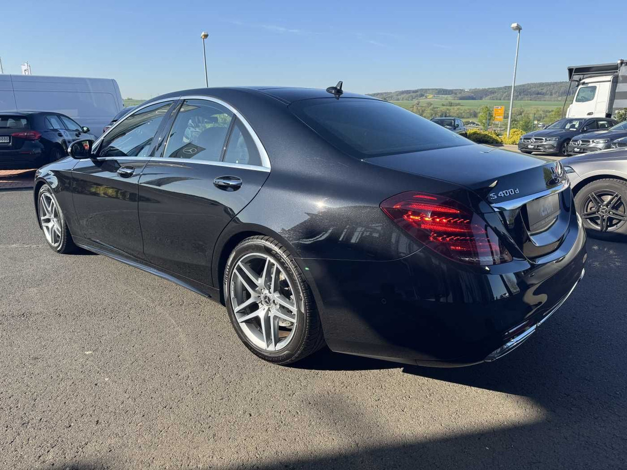 Mercedes-Benz S 400d 4M AMG+Pano+Burm+Distr+Massage+ HUD - Sedan: foto 3 Mercedes-Benz S 400d 4M AMG+Pano+Burm+Distr+Massage+ HUD - Sedan: foto 3