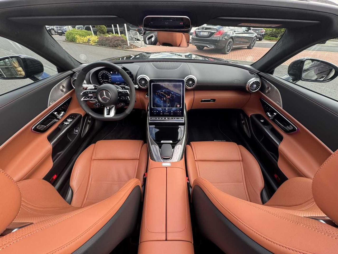 Mercedes-Benz SL 63 AMG 4M Digital+Massage+Distr+360+HUD+ - Automóvel: foto 4 Mercedes-Benz SL 63 AMG 4M Digital+Massage+Distr+360+HUD+ - Automóvel: foto 4