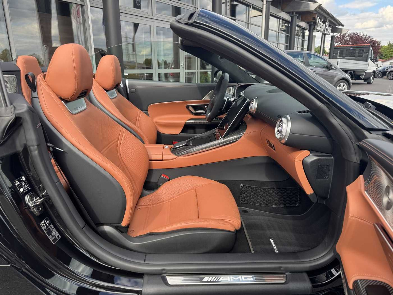 Mercedes-Benz SL 63 AMG 4M Digital+Massage+Distr+360+HUD+ - Automóvel: foto 1 Mercedes-Benz SL 63 AMG 4M Digital+Massage+Distr+360+HUD+ - Automóvel: foto 1