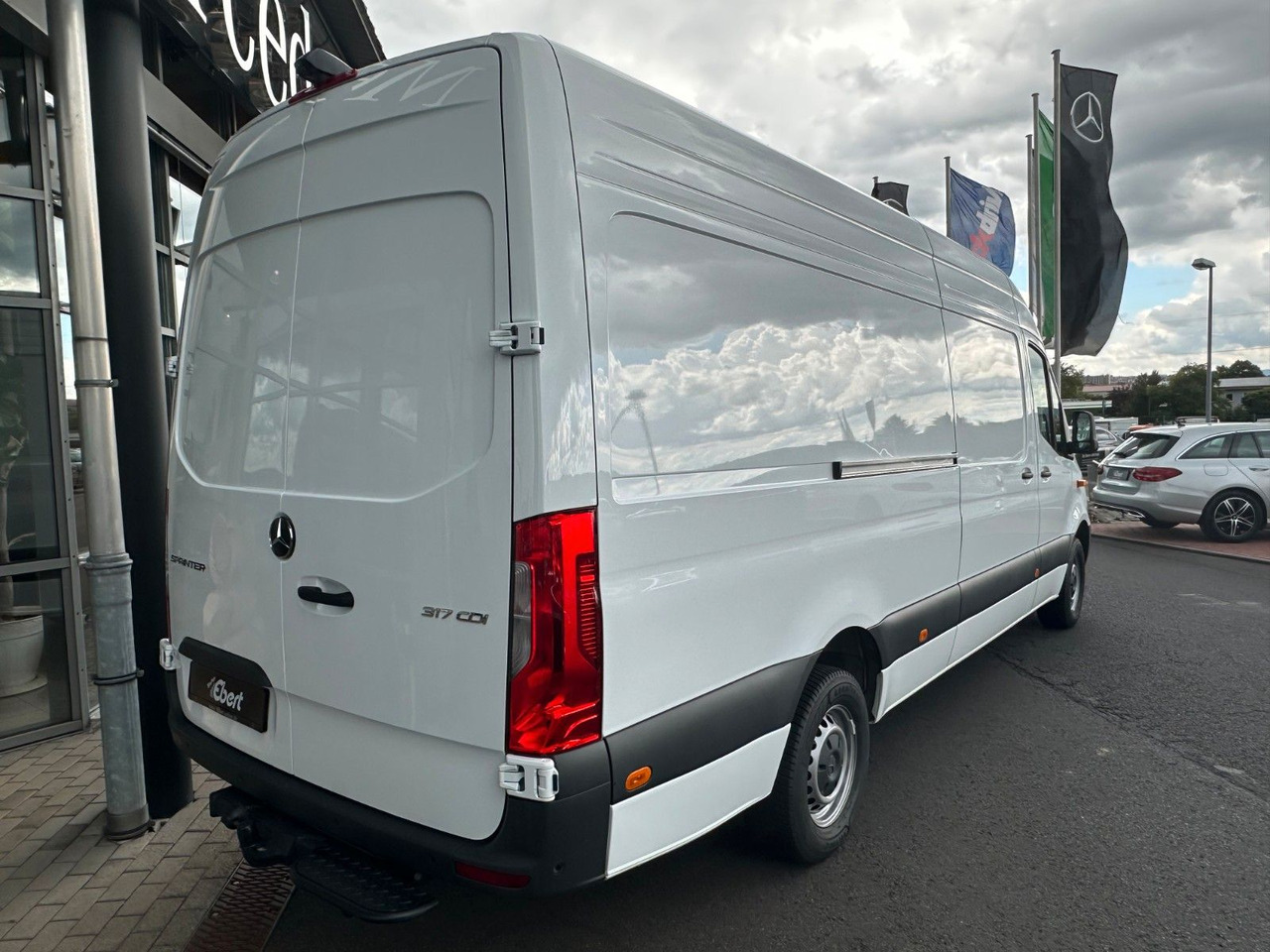 Mercedes-Benz Sprinter 317 CDI 9G 4325 Klima Kamera SHZ AHK - Furgão: foto 4 Mercedes-Benz Sprinter 317 CDI 9G 4325 Klima Kamera SHZ AHK - Furgão: foto 4