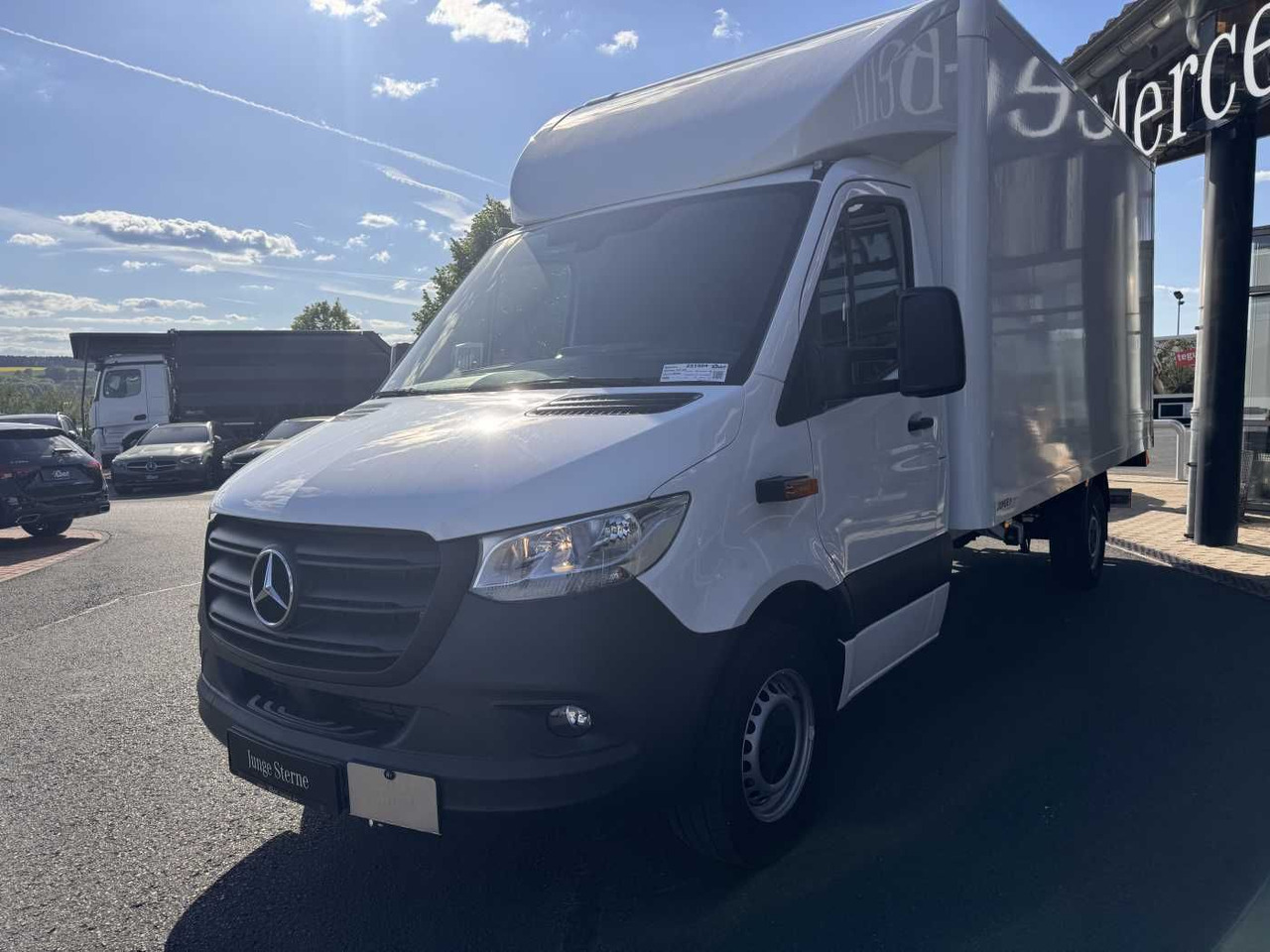 Mercedes-Benz Sprinter 317 CDI Koffer LBW Schwing Klima Kamera - Carrinha de contentor: foto 3 Mercedes-Benz Sprinter 317 CDI Koffer LBW Schwing Klima Kamera - Carrinha de contentor: foto 3