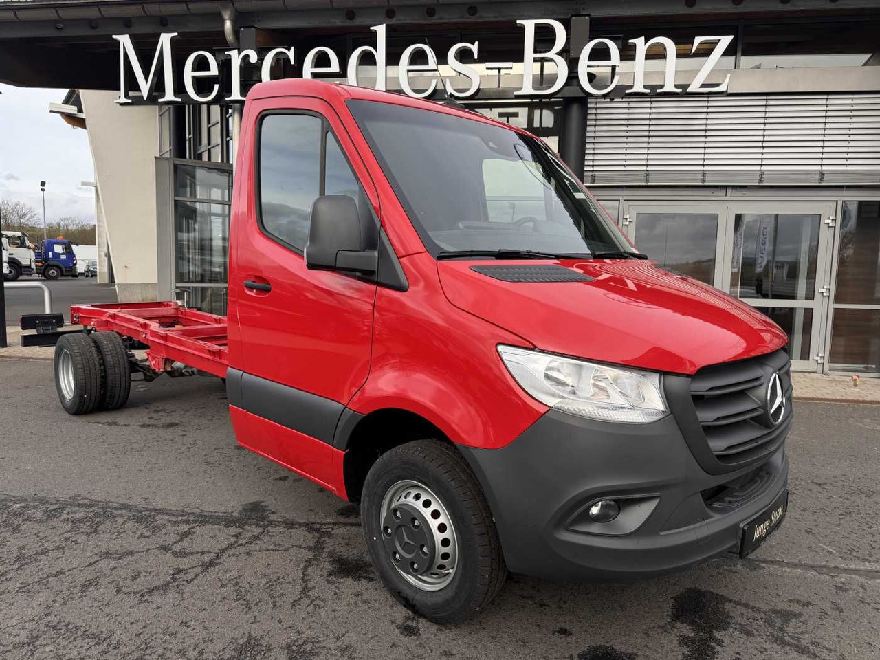 Mercedes-Benz Sprinter 517 CDI 4325 Fahrgestell AHK3,5 5.500kg - Camião chassi: foto 1 Mercedes-Benz Sprinter 517 CDI 4325 Fahrgestell AHK3,5 5.500kg - Camião chassi: foto 1