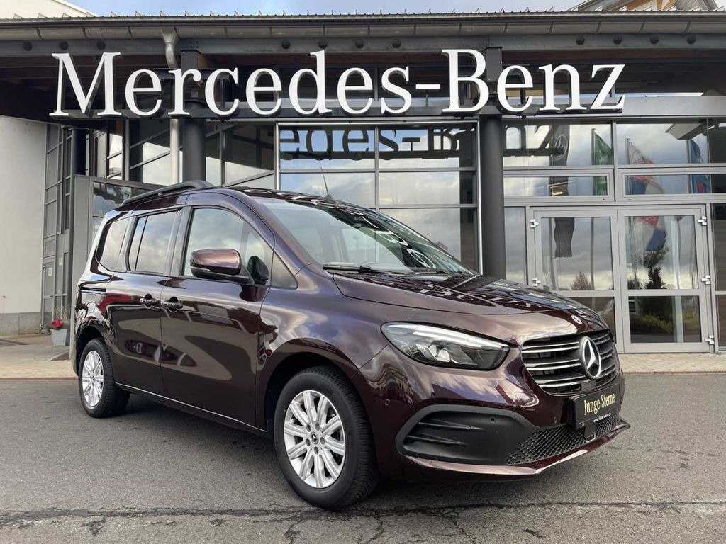 Mercedes-Benz T 180 Power Plus Autom Kamera AHK LED MBUX - Automóvel: foto 1 Mercedes-Benz T 180 Power Plus Autom Kamera AHK LED MBUX - Automóvel: foto 1