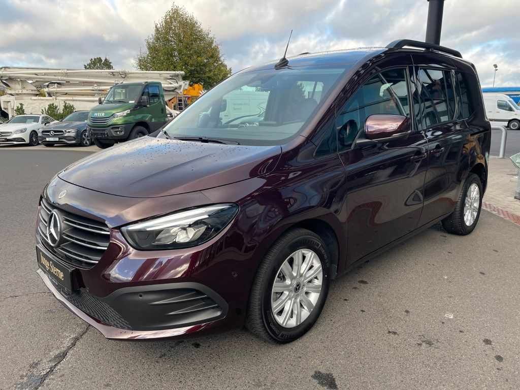 Mercedes-Benz T 180 Power Plus Autom Kamera AHK LED MBUX - Automóvel: foto 2 Mercedes-Benz T 180 Power Plus Autom Kamera AHK LED MBUX - Automóvel: foto 2