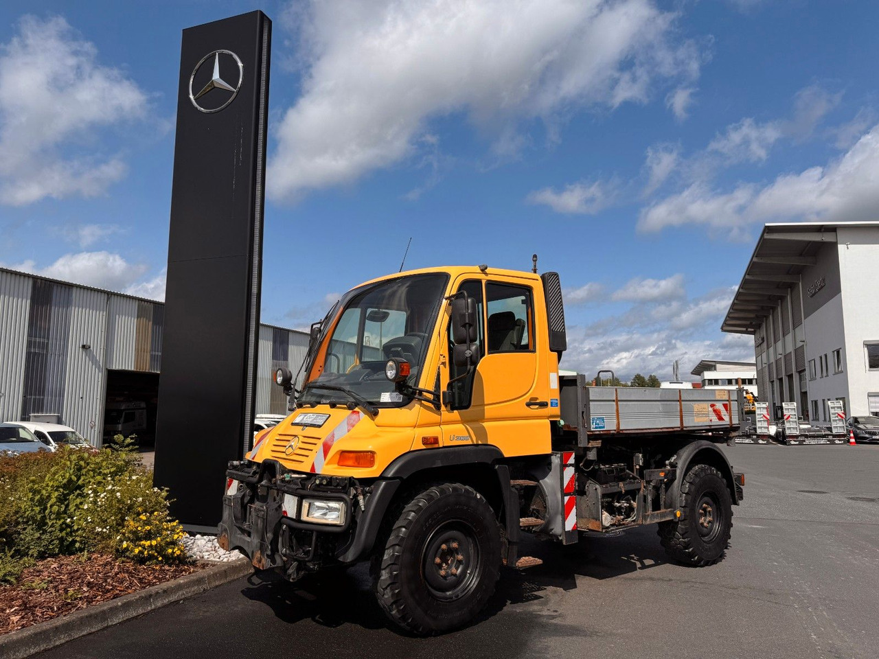 Mercedes-Benz Unimog U300 4x4 Vario-Pilot - Carrinha de caixa aberta: foto 1 Mercedes-Benz Unimog U300 4x4 Vario-Pilot - Carrinha de caixa aberta: foto 1