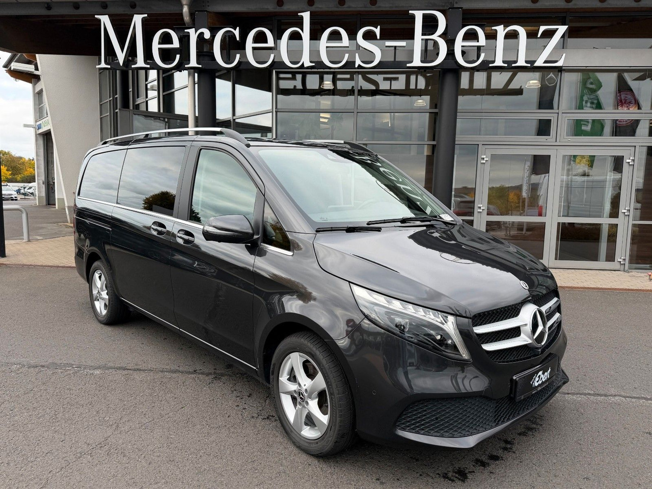 Mercedes-Benz V 250 AVANTGARDE ED AHK Tisch 6Sitze - Carrinha: foto 1 Mercedes-Benz V 250 AVANTGARDE ED AHK Tisch 6Sitze - Carrinha: foto 1
