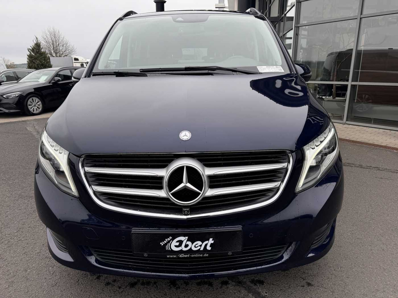 Mercedes-Benz V 250 d AVA ED 4MATIC Panorama Tisch 360 Sound - Furgão de passageiros: foto 2 Mercedes-Benz V 250 d AVA ED 4MATIC Panorama Tisch 360 Sound - Furgão de passageiros: foto 2