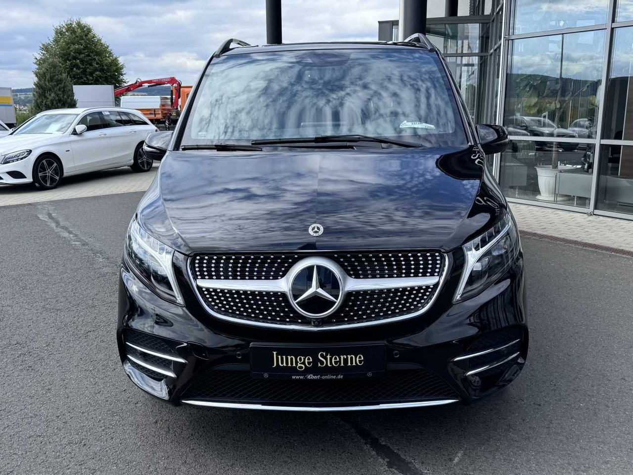 Mercedes-Benz V 300 d AVA AMG 4MATIC AIRMATIC Sitzklima el Tür - Automóvel: foto 2 Mercedes-Benz V 300 d AVA AMG 4MATIC AIRMATIC Sitzklima el Tür - Automóvel: foto 2