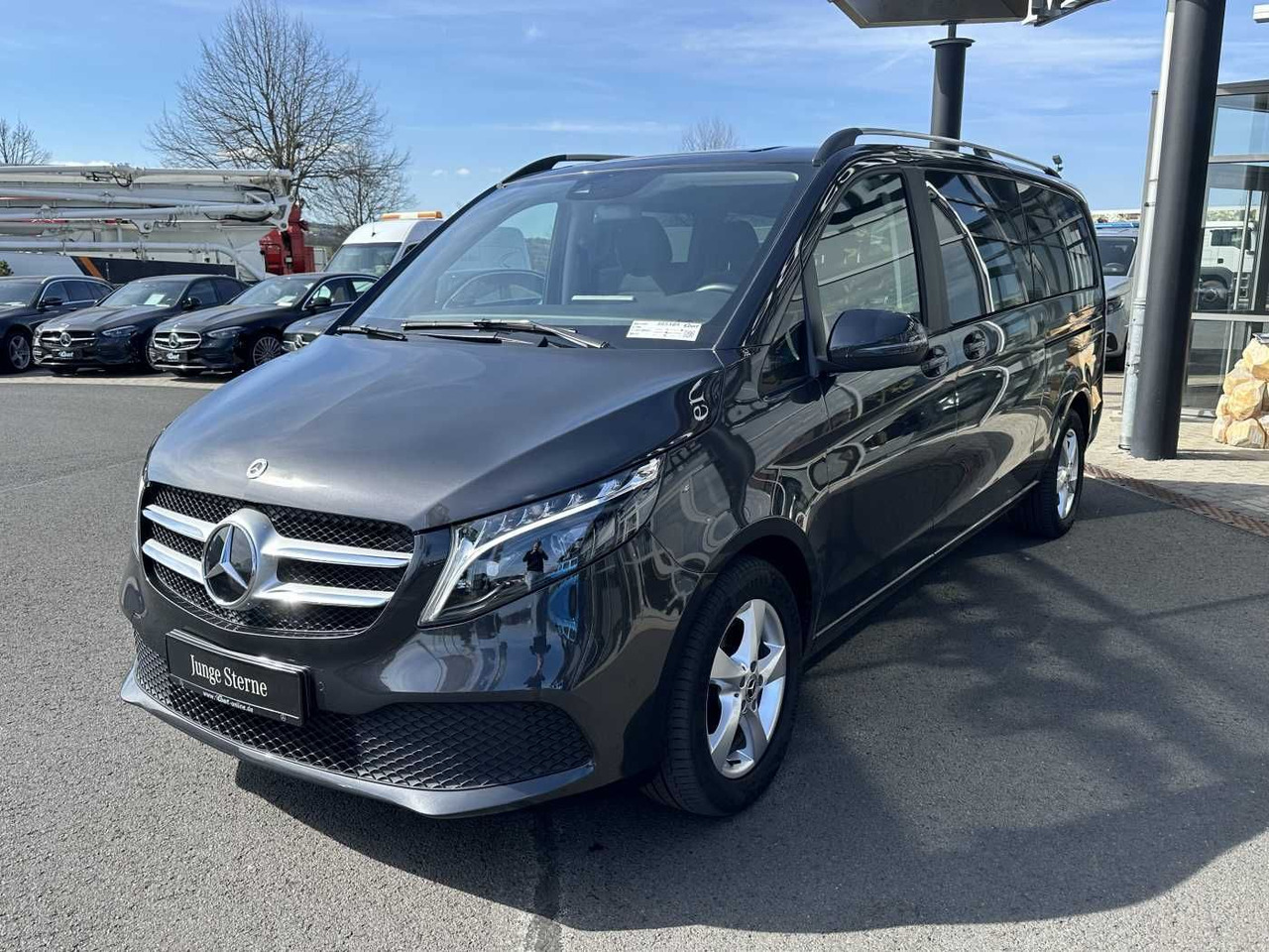 Mercedes-Benz V 300 d EDITION 4MATIC DISTRONIC AHK LED Kamera - Automóvel: foto 3 Mercedes-Benz V 300 d EDITION 4MATIC DISTRONIC AHK LED Kamera - Automóvel: foto 3