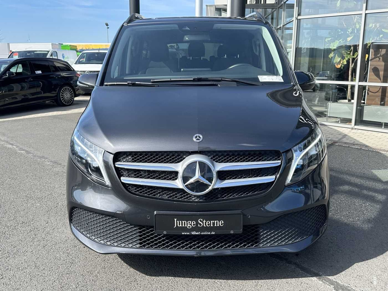 Mercedes-Benz V 300 d EDITION 4MATIC DISTRONIC AHK LED Kamera - Automóvel: foto 2 Mercedes-Benz V 300 d EDITION 4MATIC DISTRONIC AHK LED Kamera - Automóvel: foto 2