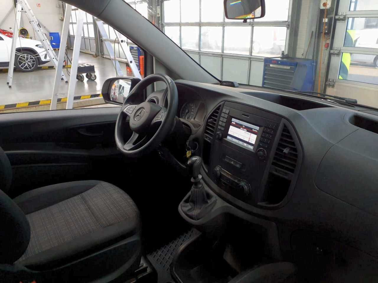 Mercedes-Benz Vito 114 CDI Mixto Klima Kamera Tempomat AHK - Furgão compacto, Carrinha cabine dupla: foto 5 Mercedes-Benz Vito 114 CDI Mixto Klima Kamera Tempomat AHK - Furgão compacto, Carrinha cabine dupla: foto 5