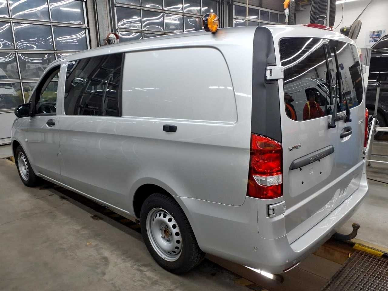 Mercedes-Benz Vito 114 CDI Mixto Regal AHK Klima PARKTRONIC - Furgão compacto: foto 3 Mercedes-Benz Vito 114 CDI Mixto Regal AHK Klima PARKTRONIC - Furgão compacto: foto 3