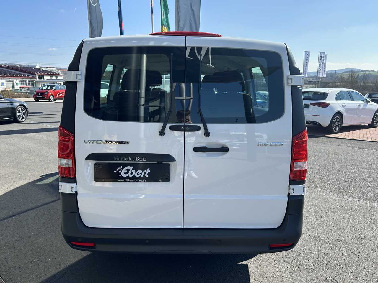 Mercedes-Benz Vito 114 CDI Tourer 8Sitze Klima Audio40 Kamera - Automóvel: foto 5 Mercedes-Benz Vito 114 CDI Tourer 8Sitze Klima Audio40 Kamera - Automóvel: foto 5