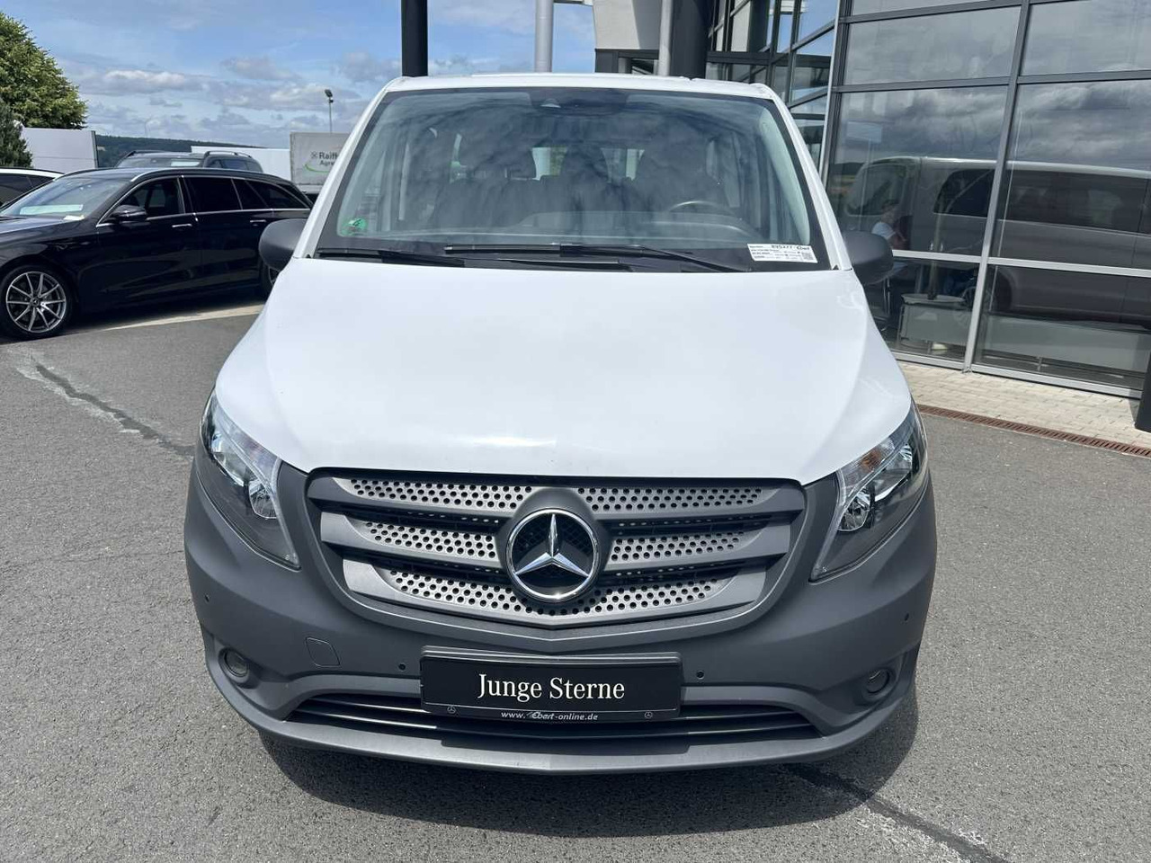 Mercedes-Benz Vito 114 CDI Tourer 9G Klima Audio40 Extralang - Furgão de passageiros: foto 2 Mercedes-Benz Vito 114 CDI Tourer 9G Klima Audio40 Extralang - Furgão de passageiros: foto 2