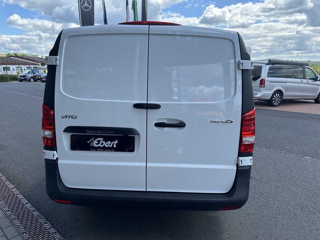 Mercedes-Benz Vito 116 CDI 3430 9G Klima Kamera Navi SHZ Tempo - Furgão compacto: foto 5 Mercedes-Benz Vito 116 CDI 3430 9G Klima Kamera Navi SHZ Tempo - Furgão compacto: foto 5