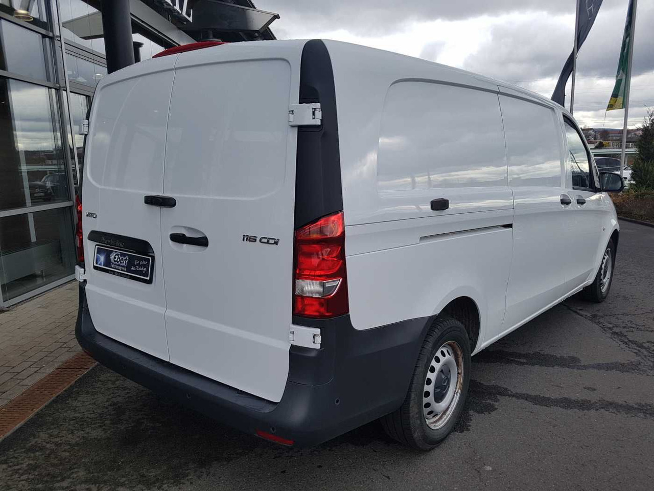 Mercedes-Benz Vito 116 CDI Extralang 9G Klima Kamera Audio40 - Furgão compacto: foto 4 Mercedes-Benz Vito 116 CDI Extralang 9G Klima Kamera Audio40 - Furgão compacto: foto 4