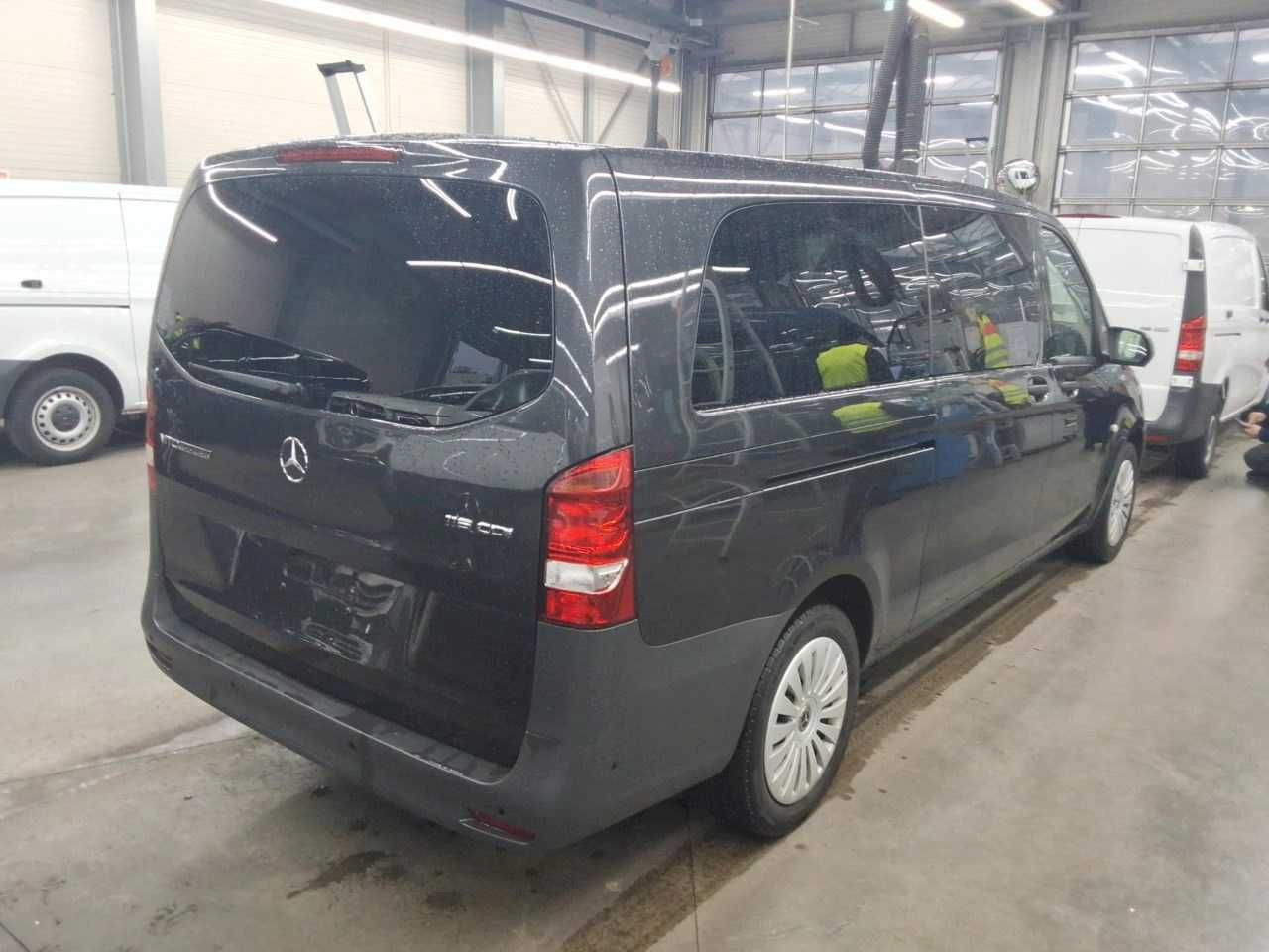 Mercedes-Benz Vito 116 CDI Tourer 2xKlima AHK Kamera Audio40 - Furgão de passageiros: foto 3 Mercedes-Benz Vito 116 CDI Tourer 2xKlima AHK Kamera Audio40 - Furgão de passageiros: foto 3