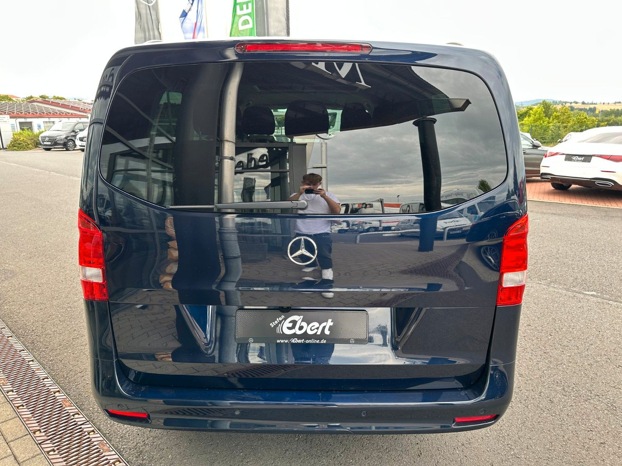 Mercedes-Benz Vito 116 CDI Tourer Pro Liege-Paket Panoramadach - Carrinha: foto 5 Mercedes-Benz Vito 116 CDI Tourer Pro Liege-Paket Panoramadach - Carrinha: foto 5