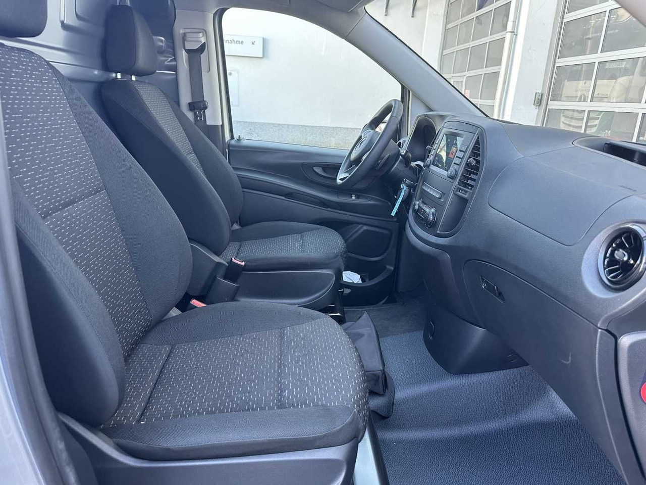 Furgão compacto, Carrinha elétrica Mercedes-Benz eVito 112 Audio 30 Sitzheizung Kamera Tempomat: foto 8