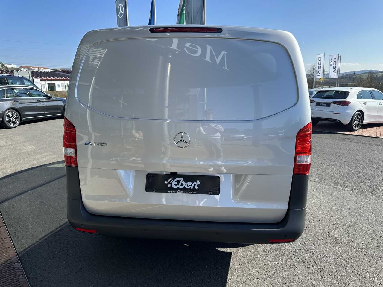 Mercedes-Benz eVito 112 Audio 30 Sitzheizung Kamera Tempomat - Furgão compacto, Carrinha elétrica: foto 5 Mercedes-Benz eVito 112 Audio 30 Sitzheizung Kamera Tempomat - Furgão compacto, Carrinha elétrica: foto 5
