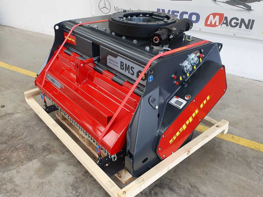 Seppi M. BMS 125 / 13-30t Forstmulcher Drehmotor Seppi M. BMS 125 / 13-30t Forstmulcher Drehmotor - Triturador florestal: foto 3 Seppi M. BMS 125 / 13-30t Forstmulcher Drehmotor Seppi M. BMS 125 / 13-30t Forstmulcher Drehmotor - Triturador florestal: foto 3